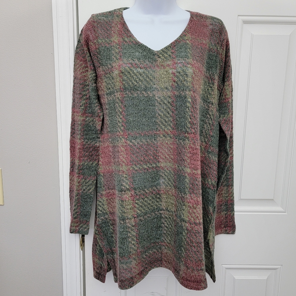 Soft Surroundings Lightweight Knit Tunic Sweater V Neck Green Pink Plaid  Medium